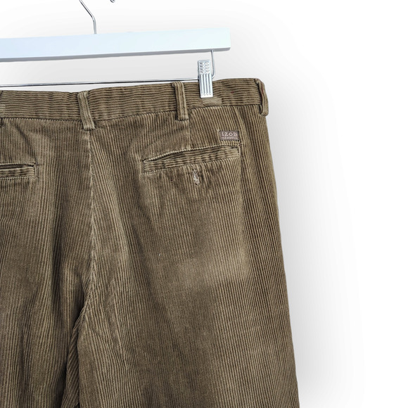 Vintage Izod Brown Corduroy Pleated Straight Leg Trousers Pants 36 - Picture 6 of 9